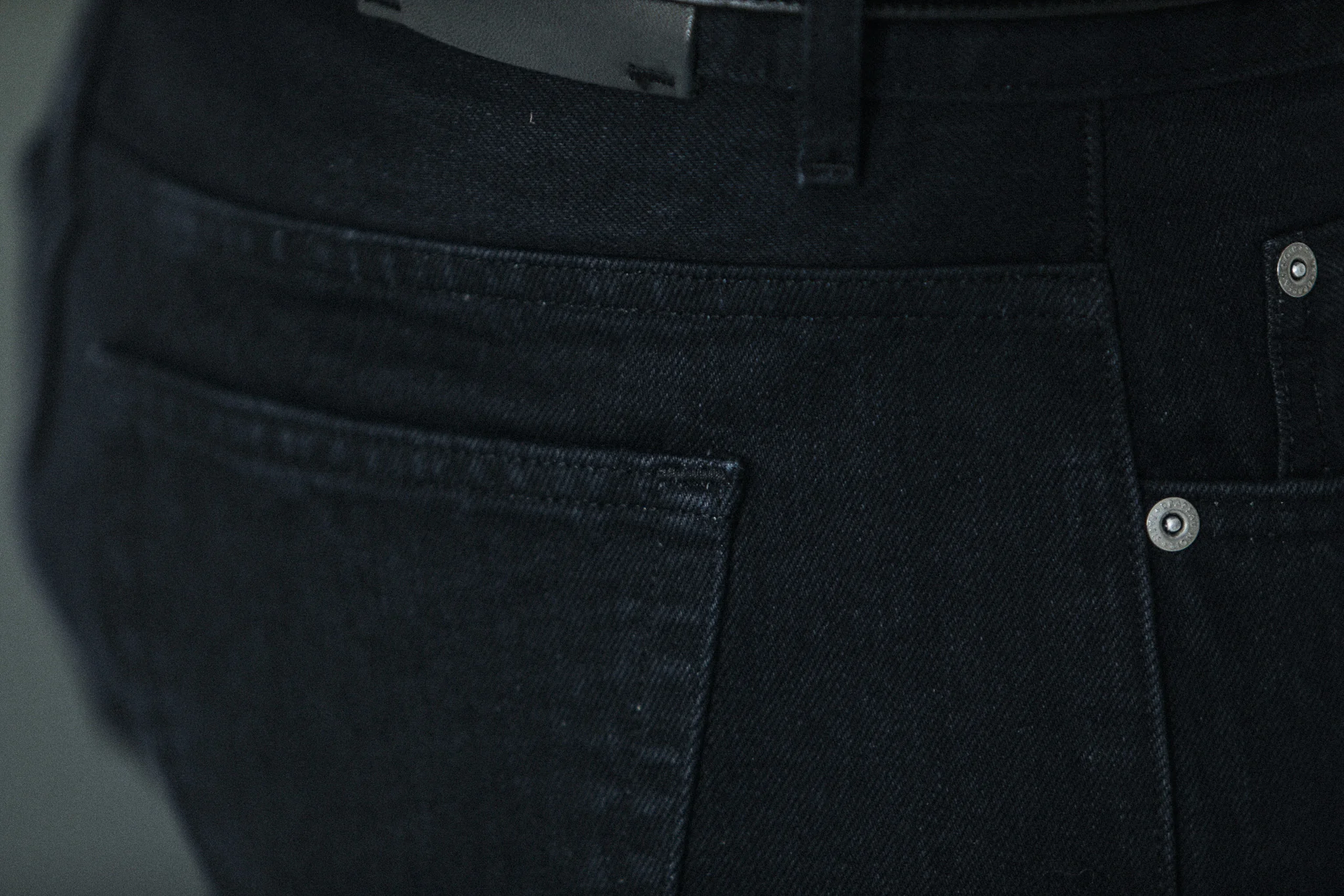 Jean Selvedge Black - Tapered Fit - Image 6