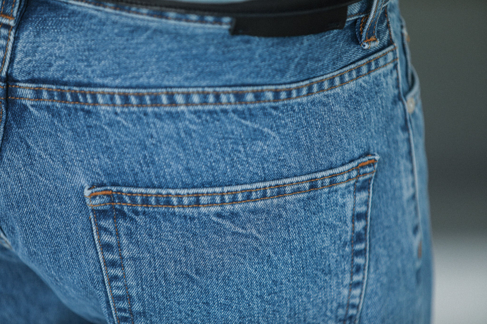 Jean Selvedge Blue Bleach - Athletic Fit - Image 7