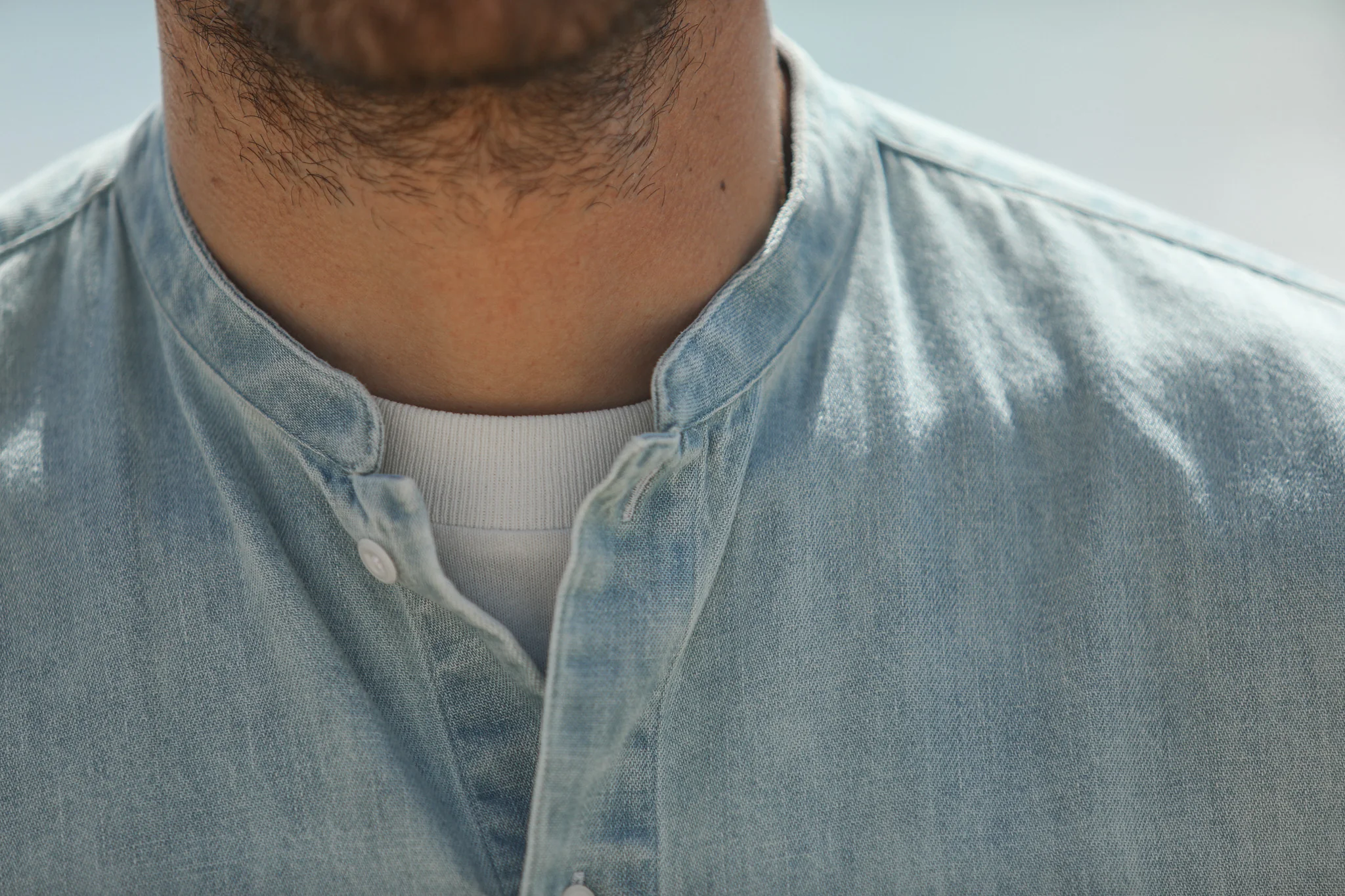 Modern Fit Japanese Denim - Col Habillé - Image 8