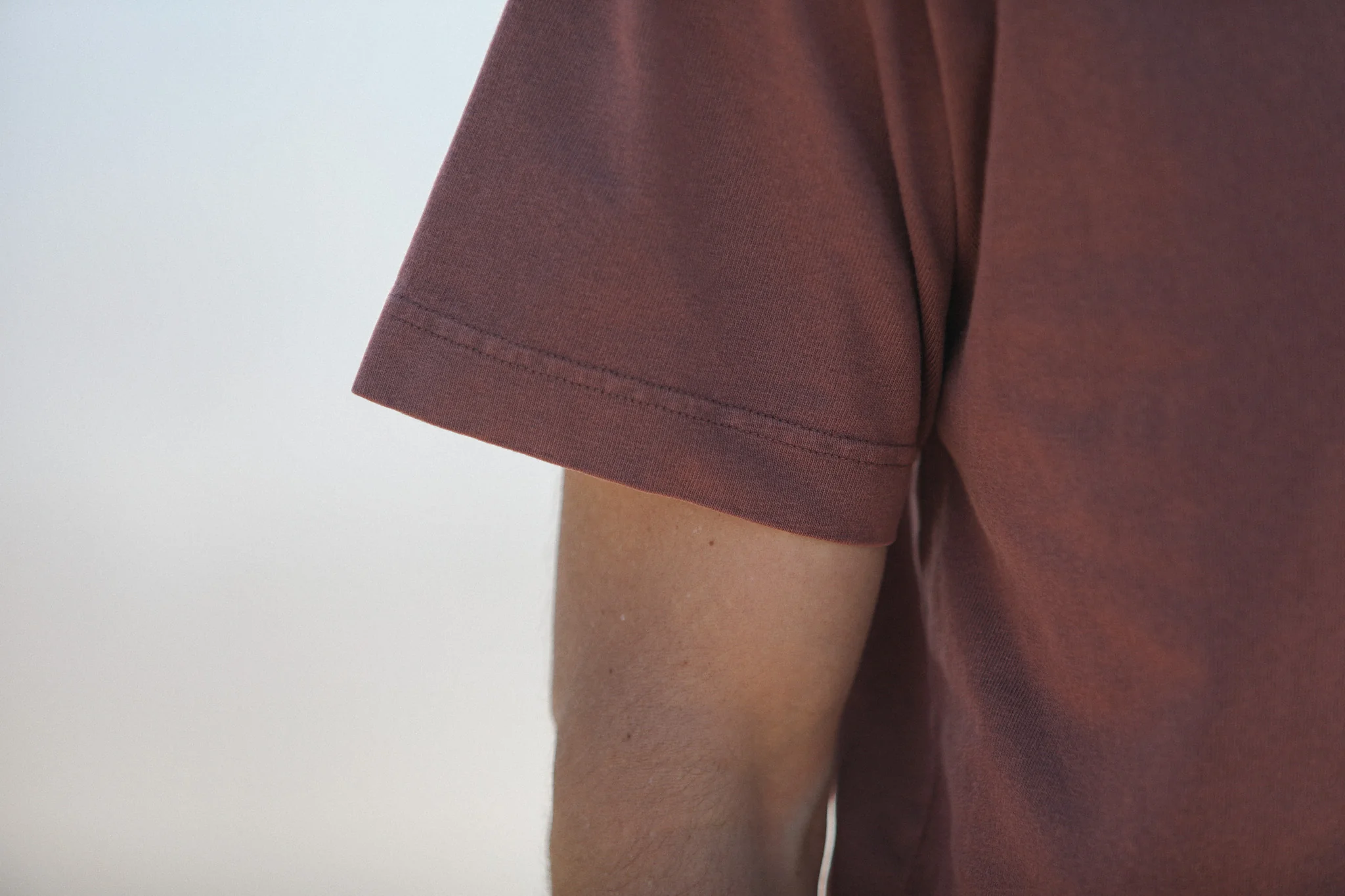 Tee-Shirt Comfort Acid Wash Dark Plum - Image 8