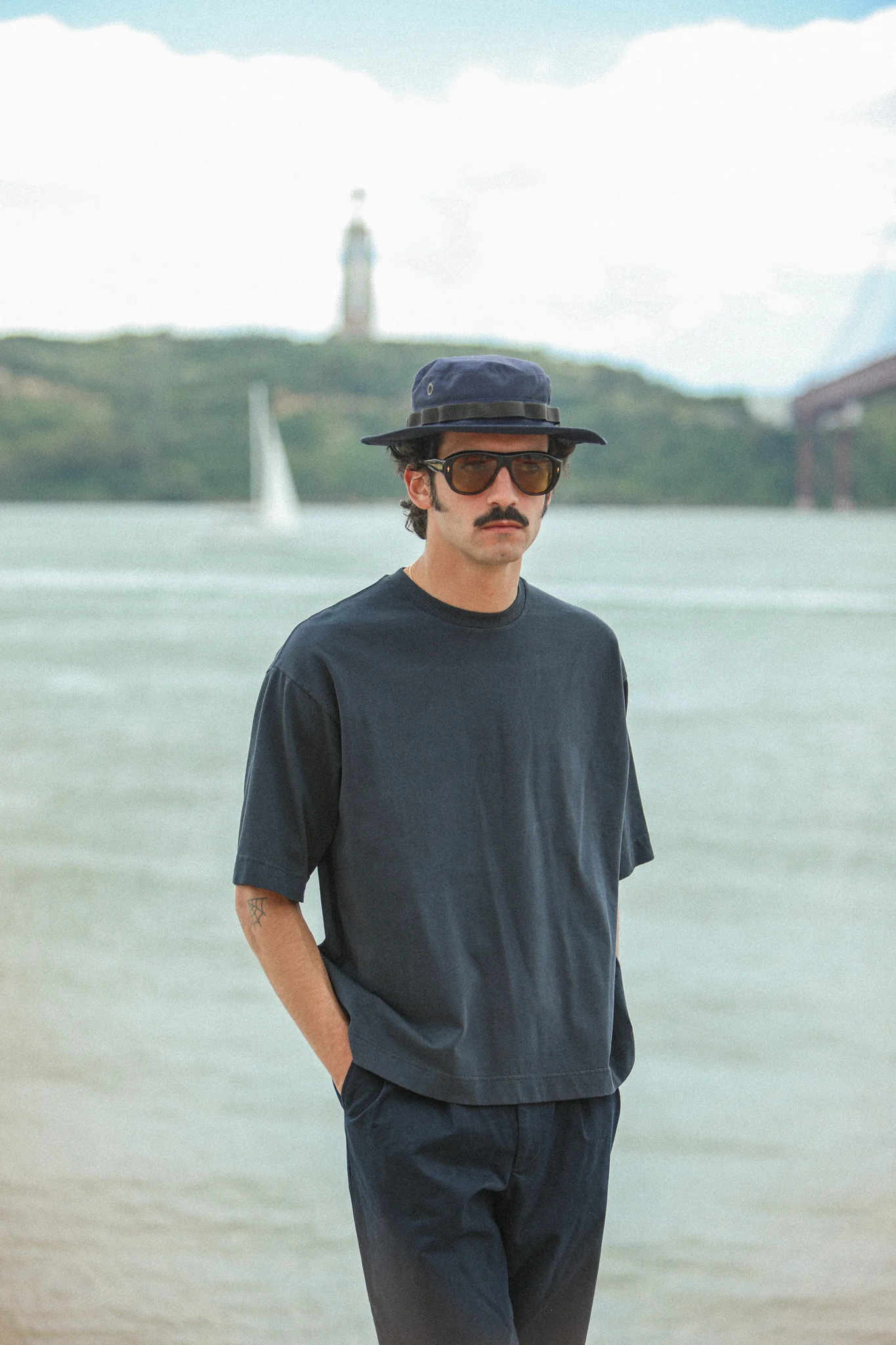 Tee-Shirt Oversized Acid Wash Indigo - Image 4